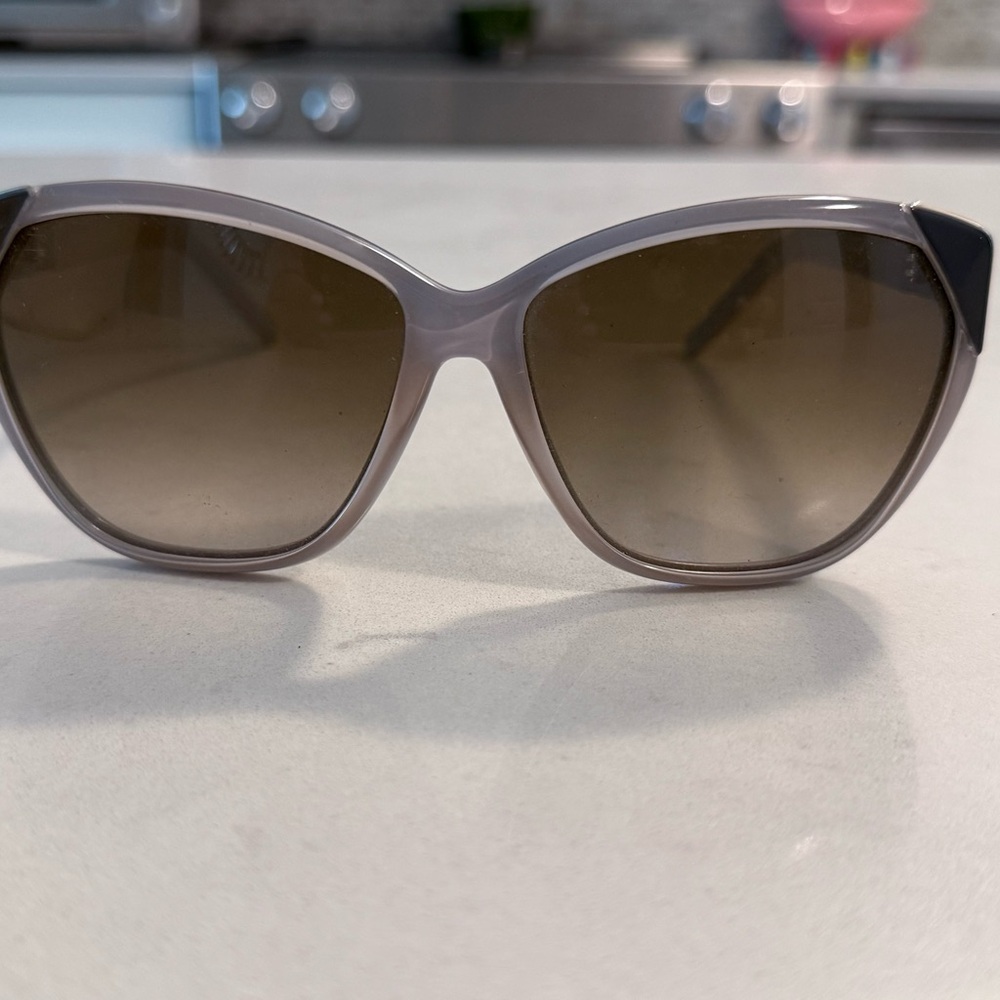 CHLOE Mauve Sunglasses